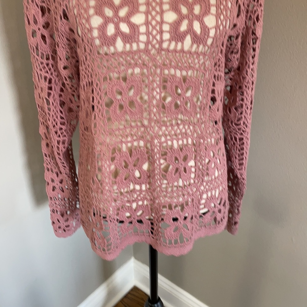 Miss Schon handmade crotchet sweater beach cover - Picture 3 of 7